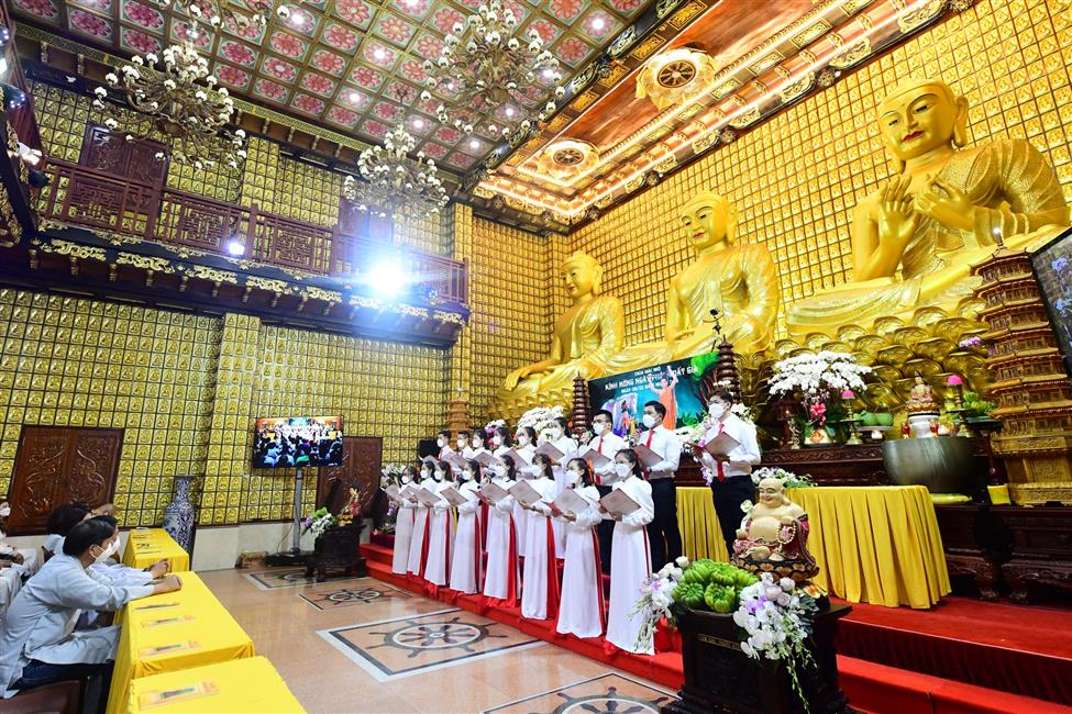 Đêm kỷ niệm Thái tử Tất-đạt-đa xuất gia