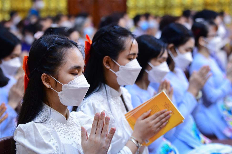 Đêm kỷ niệm Thái tử Tất-đạt-đa xuất gia