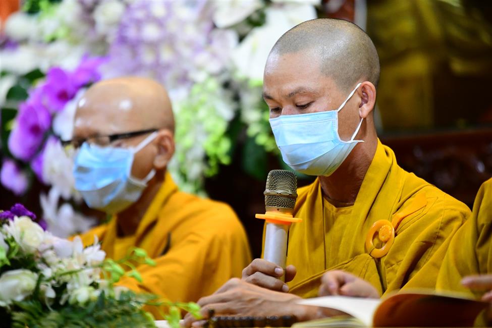 Đêm kỷ niệm Thái tử Tất-đạt-đa xuất gia