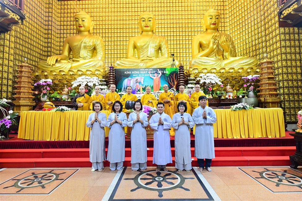 Đêm kỷ niệm Thái tử Tất-đạt-đa xuất gia