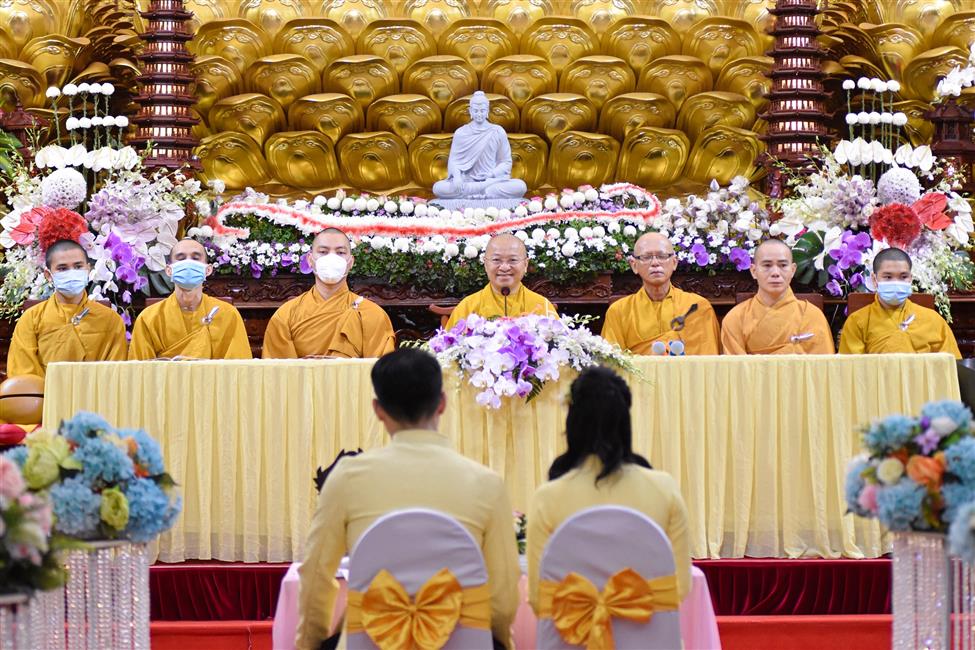 Lễ Hằng thuận của Phật tử chú rể Ngộ Tuệ Nhuận và cô dâu Nhuận Anh