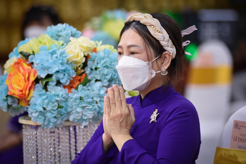 Lễ Hằng thuận của Phật tử chú rể Ngộ Tuệ Nhuận và cô dâu Nhuận Anh
