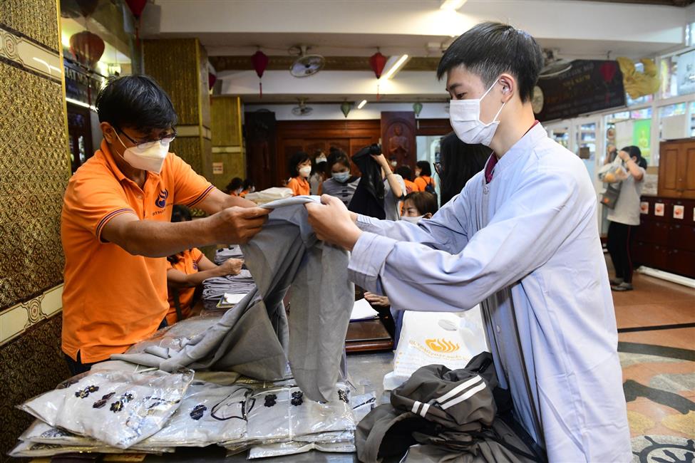 Lễ Quy y Tam bảo: Ngày chính thức trở thành con Phật