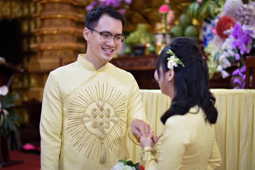 Lễ Hằng thuận của Phật tử chú rể Ngộ Tuệ Nhuận và cô dâu Nhuận Anh