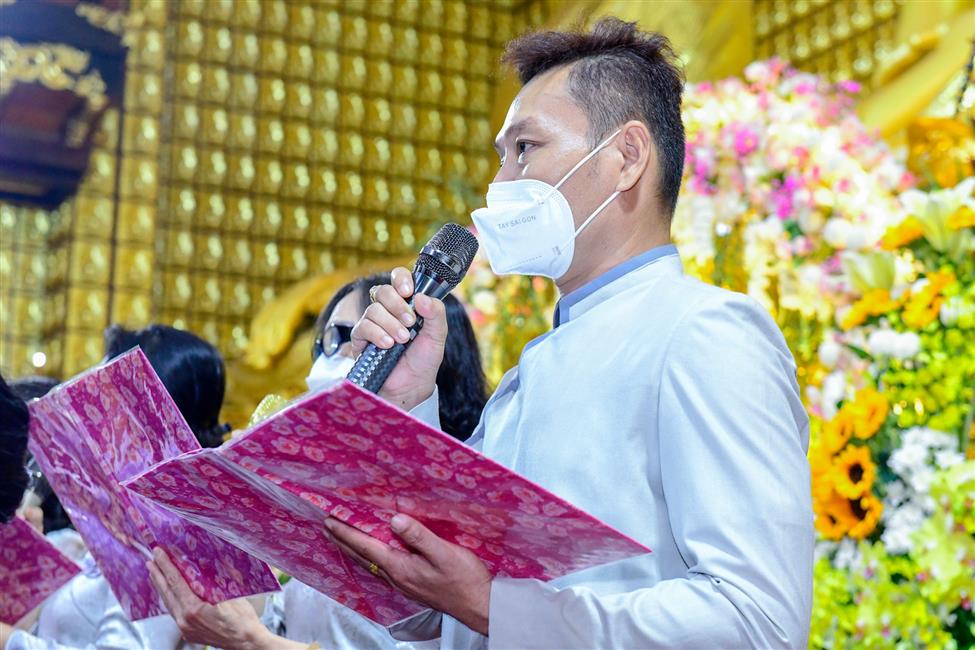 Đại lễ tưởng niệm đức Phật nhập Niết-bàn và mừng Ngày Tiếp nối lần thứ 54 của Sư phụ Thích Nhật Từ