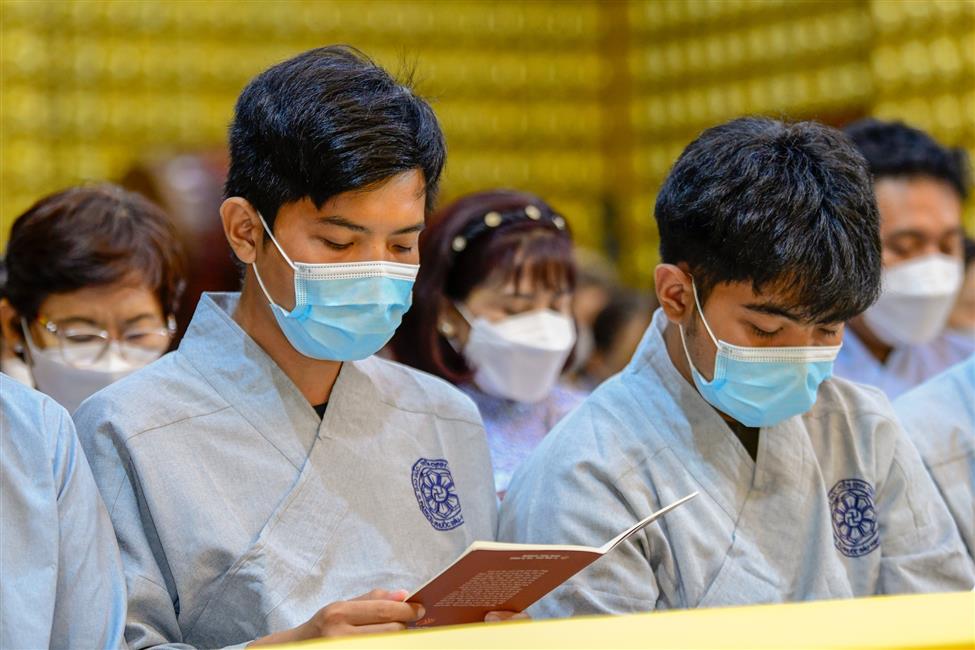 Đại lễ tưởng niệm đức Phật nhập Niết-bàn và mừng Ngày Tiếp nối lần thứ 54 của Sư phụ Thích Nhật Từ
