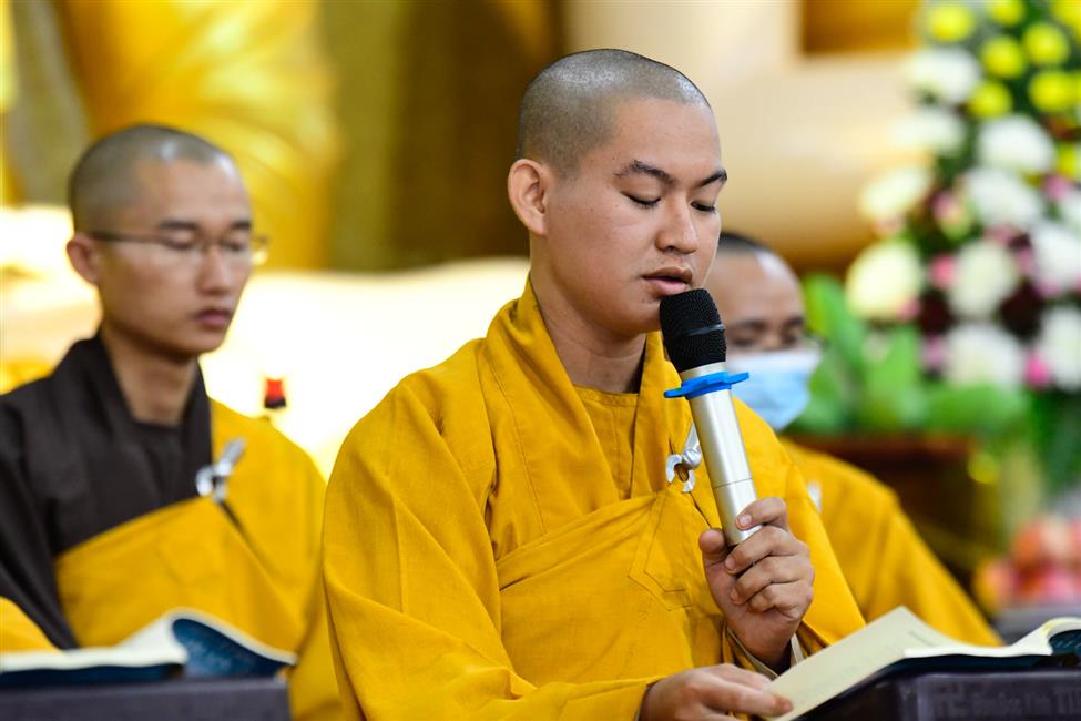 Rời xa sự ồn ào, những bước chân tìm về bình yên