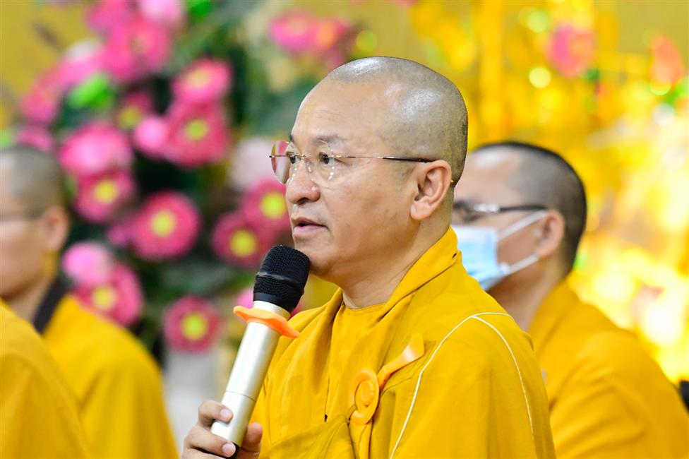 Rời xa sự ồn ào, những bước chân tìm về bình yên