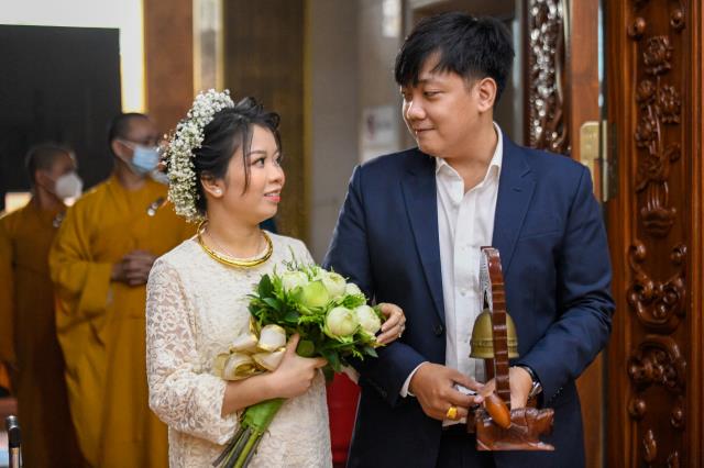 Mở cửa hôn nhân hạnh phúc bằng chiếc “chìa khóa” trong lễ hằng thuận