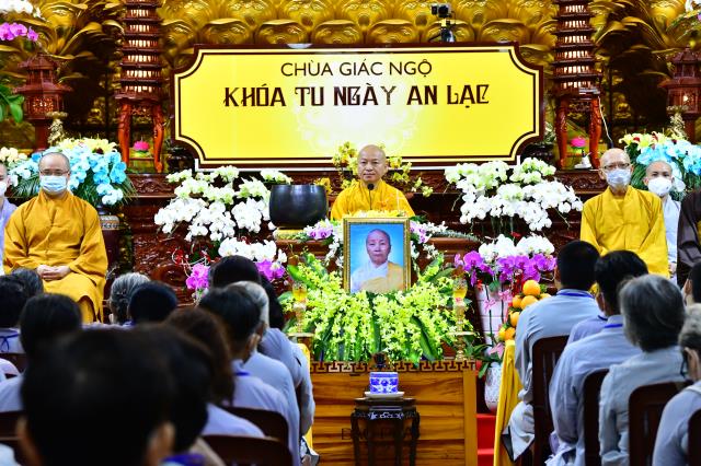 Nương Phật pháp, an vui tu học