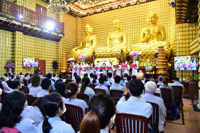 Nương Phật pháp, an vui tu học
