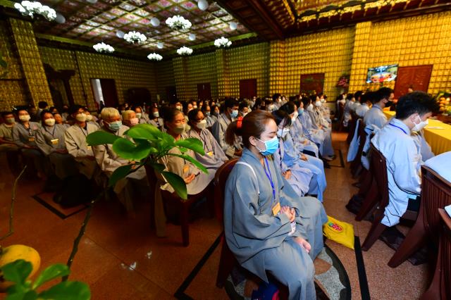 Nương Phật pháp, an vui tu học