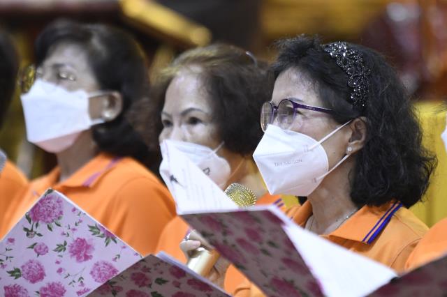 Chùa Giác Ngộ - Quỹ ĐPNN trao 114 suất học bổng đến trẻ em mồ côi vì Covid-19
