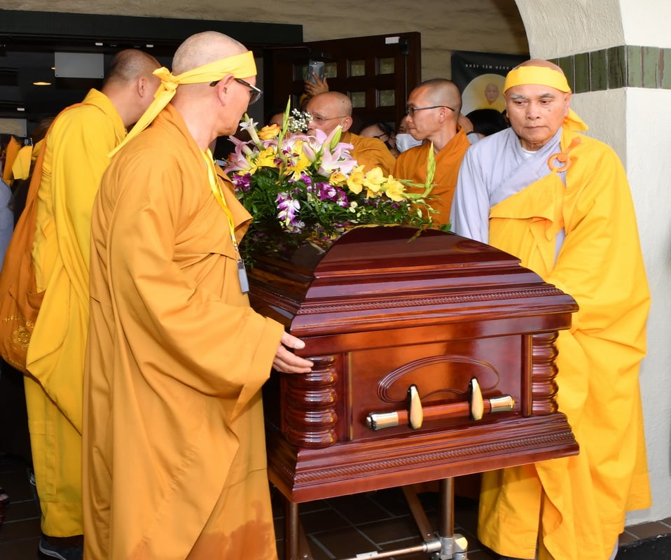 Thái Hạnh Siêu Tuyên