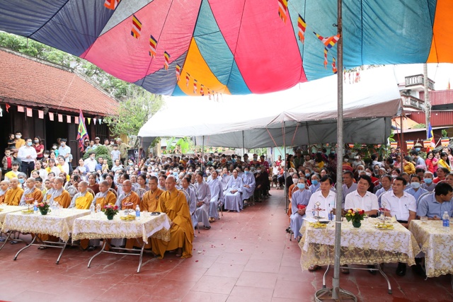 Thái Bình: Trang nghiêm, ấm áp Đại lễ Phật đản đầu tiên tại Chùa Thượng Ngạn