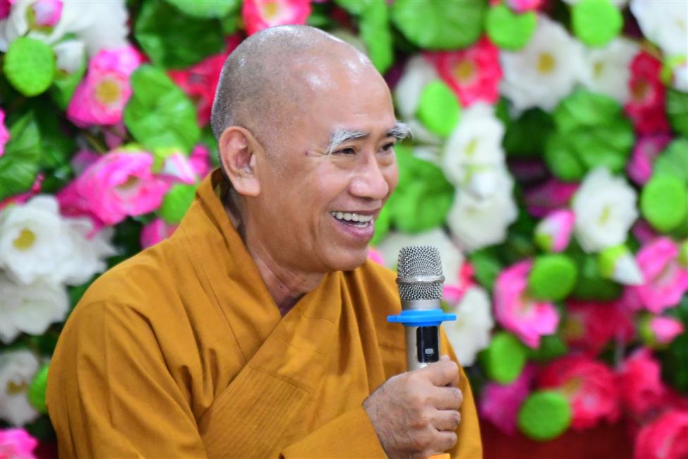 Đêm thiền trà: Ngồi cùng nhau lắng nghe những tâm tình