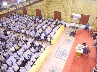 Hỗ Trợ Áo Thun Cho Các Khóa Tu Của Chùa Giác Ngộ (C241)