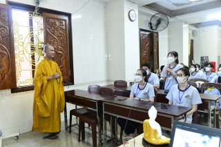 Hỗ Trợ Áo Thun Cho Các Khóa Tu Của Chùa Giác Ngộ (C241)
