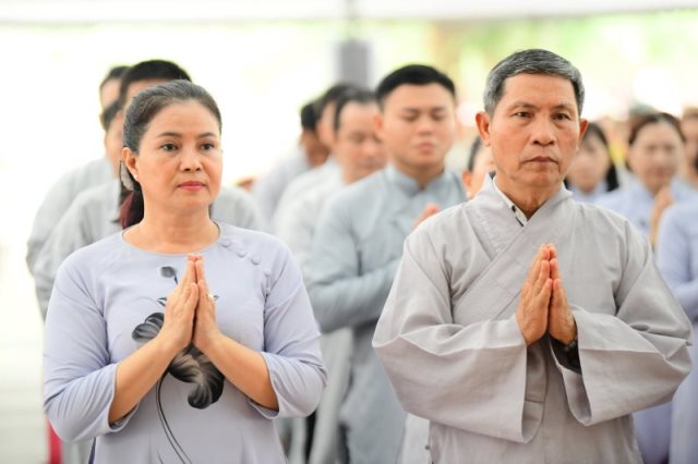 Cúng Dường Thẻ Bảo Hiểm Y Tế Cho Quý Tăng Ni (C282)