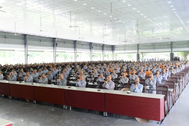 Cúng Dường Thẻ Bảo Hiểm Y Tế Cho Quý Tăng Ni (C282)