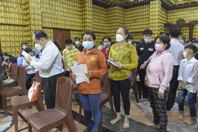 Trao Tặng Học Bổng Đến Trẻ Em Mồ Côi Vì Dịch Bệnh Covid-19 (C278)
