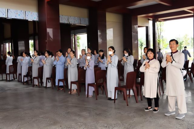 Cúng Dường Trường Hạ Các Tỉnh Miền Đông Nam Bộ (C286)