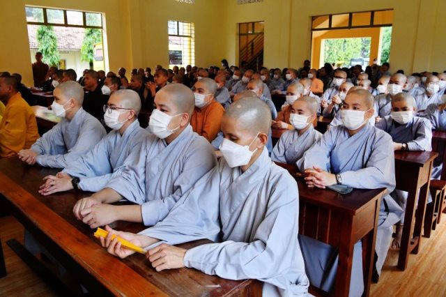 Cúng Dường Trường Hạ Các Tỉnh Miền Đông Nam Bộ (C286)