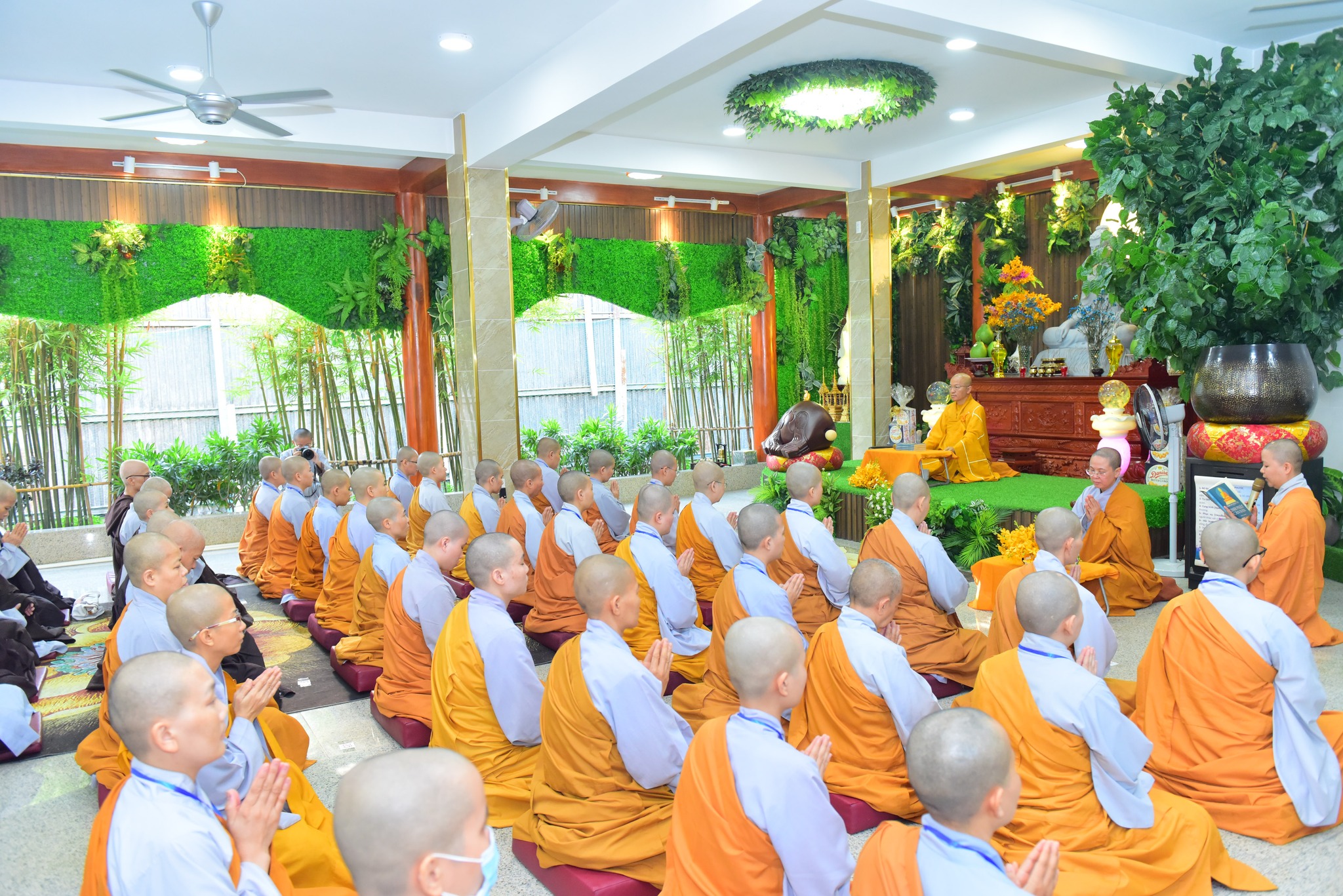 Pháp thoại &quot;Lợi ích của người biết tu tập&quot;