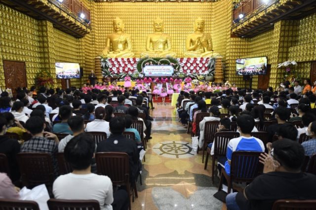 Trao Tặng Học Bổng Đến Trẻ Em Mồ Côi Vì Dịch Bệnh Covid-19 (C278)