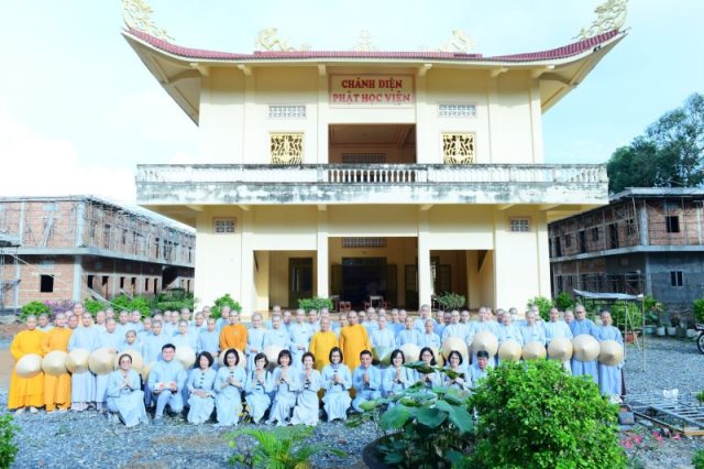 Cúng Dường Thẻ Bảo Hiểm Y Tế Cho Quý Tăng Ni (C282)