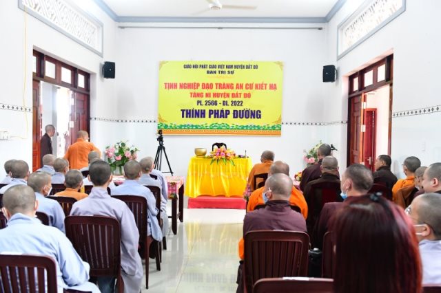 Cúng Dường Trường Hạ Các Tỉnh Miền Đông Nam Bộ (C286)