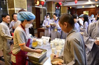Cúng Dường Trai Phạn Và Hộ Trì Cho Khóa Tu Chùa Giác Ngộ Kỳ 10 (Gn10)