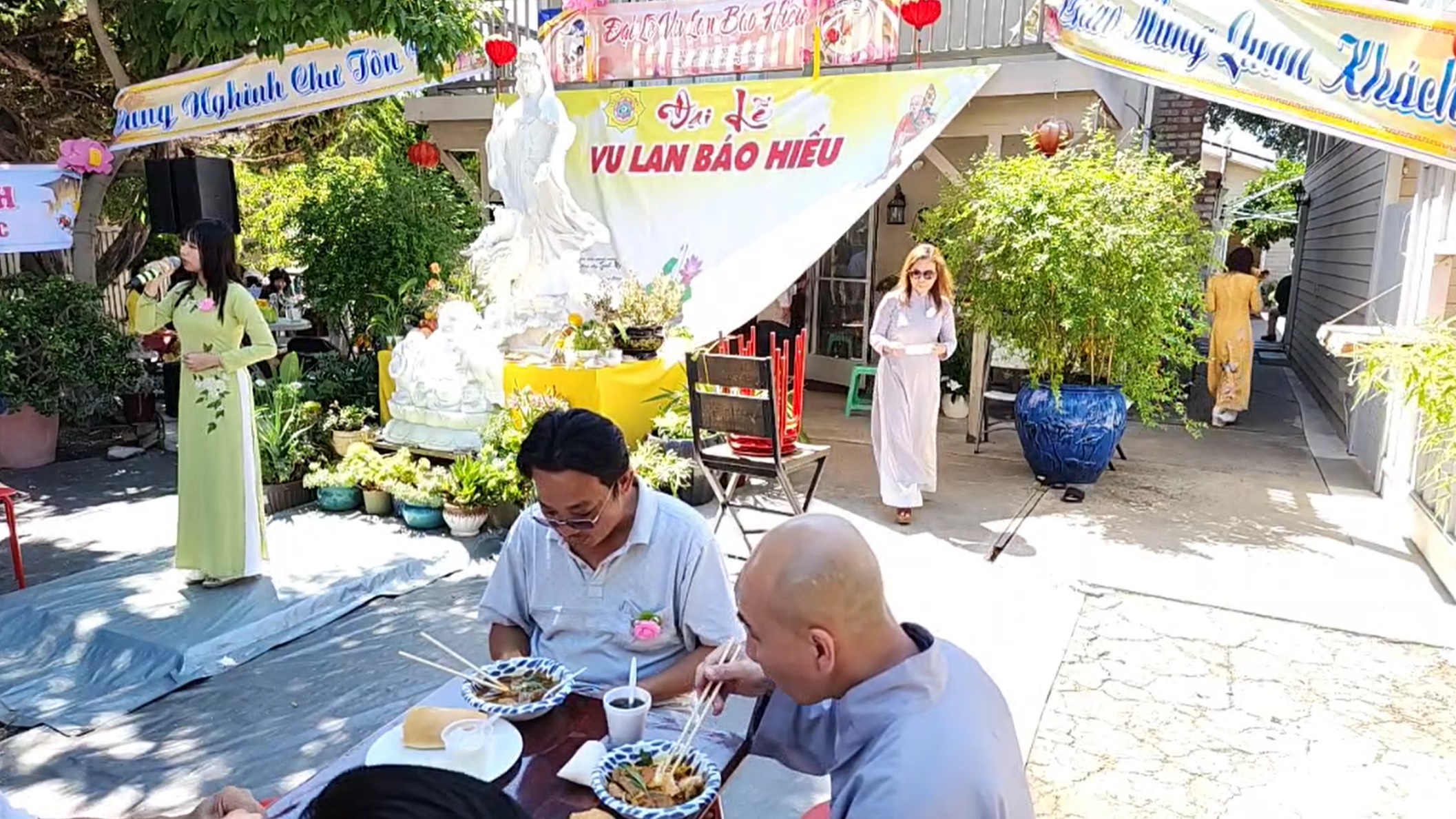 Đại Lễ Vu Lan Tại Chùa Đại Bảo Trang Nghiêm, Hayward, Cali, Hoa Kỳ PL 2567 - DL2023