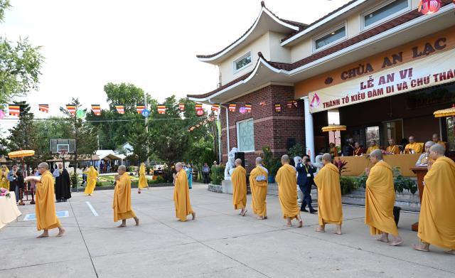 Chùa An Lạc, Indiana, Hoa Kỳ long trọng tổ chức Đại lễ An vị Thánh Tổ Kiều Đàm Di và chư Thánh Ni vào lúc 18h ngày 09/9/2023
