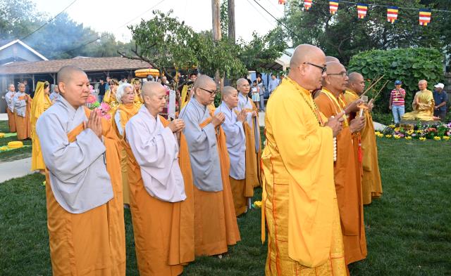 Chùa An Lạc, Indiana, Hoa Kỳ long trọng tổ chức Đại lễ An vị Thánh Tổ Kiều Đàm Di và chư Thánh Ni vào lúc 18h ngày 09/9/2023
