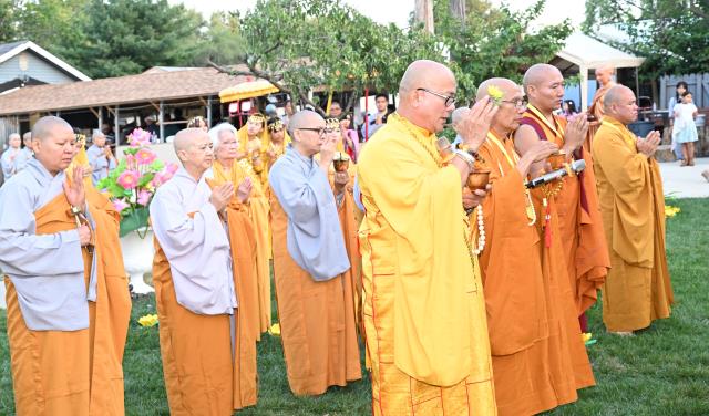 Chùa An Lạc, Indiana, Hoa Kỳ long trọng tổ chức Đại lễ An vị Thánh Tổ Kiều Đàm Di và chư Thánh Ni vào lúc 18h ngày 09/9/2023