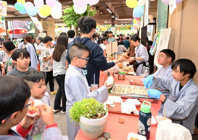 Khóa Tu Thiếu Nhi Mùa Hè 2023 Tại Chùa Đức Viên, San Jose, Hoa Kỳ