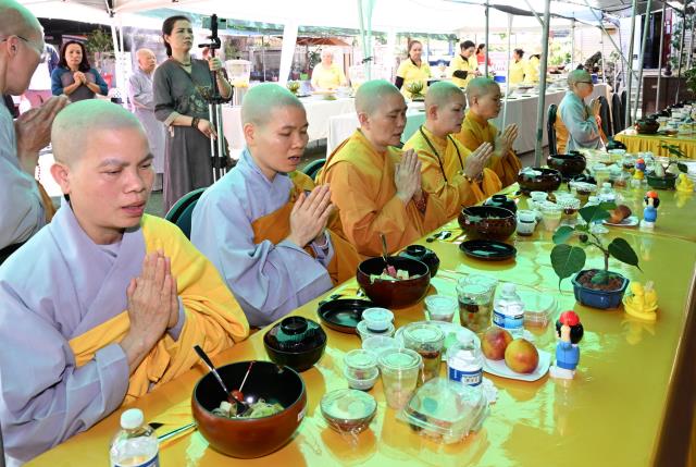 Trang nghiêm Tịnh nghiệp Đạo tràng - An cư kiết hạ chư Tôn đức Tăng, Ni miền Bắc California tại Tu viện Huyền Không, San Jose, Hoa Kỳ