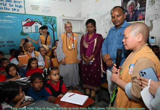 Hành hương chiêm bái Phật tích Ấn Độ và Nepal 2023 - Cúng dường Thiên Tăng và công việc từ thiện tại Bodh Gaya, Ấn Độ