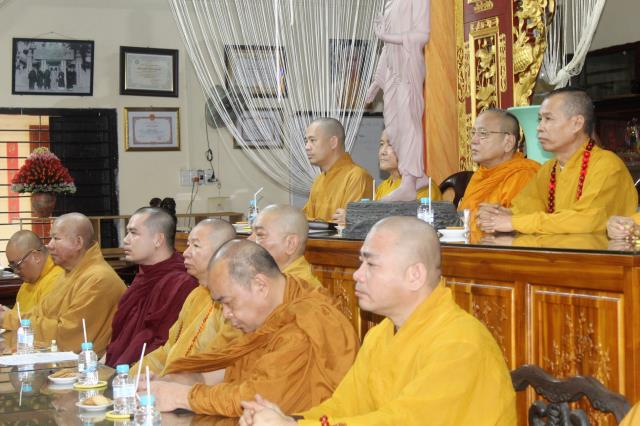 Đồng Nai: Phái đoàn ban trị sự GHPGVN tỉnh Đồng Nai viếng thăm trường hạ tổ đình Long Thiền, Quốc Ân Kim Cang