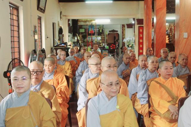 Đồng Nai: Phái đoàn ban trị sự GHPGVN tỉnh Đồng Nai viếng thăm trường hạ tổ đình Long Thiền, Quốc Ân Kim Cang