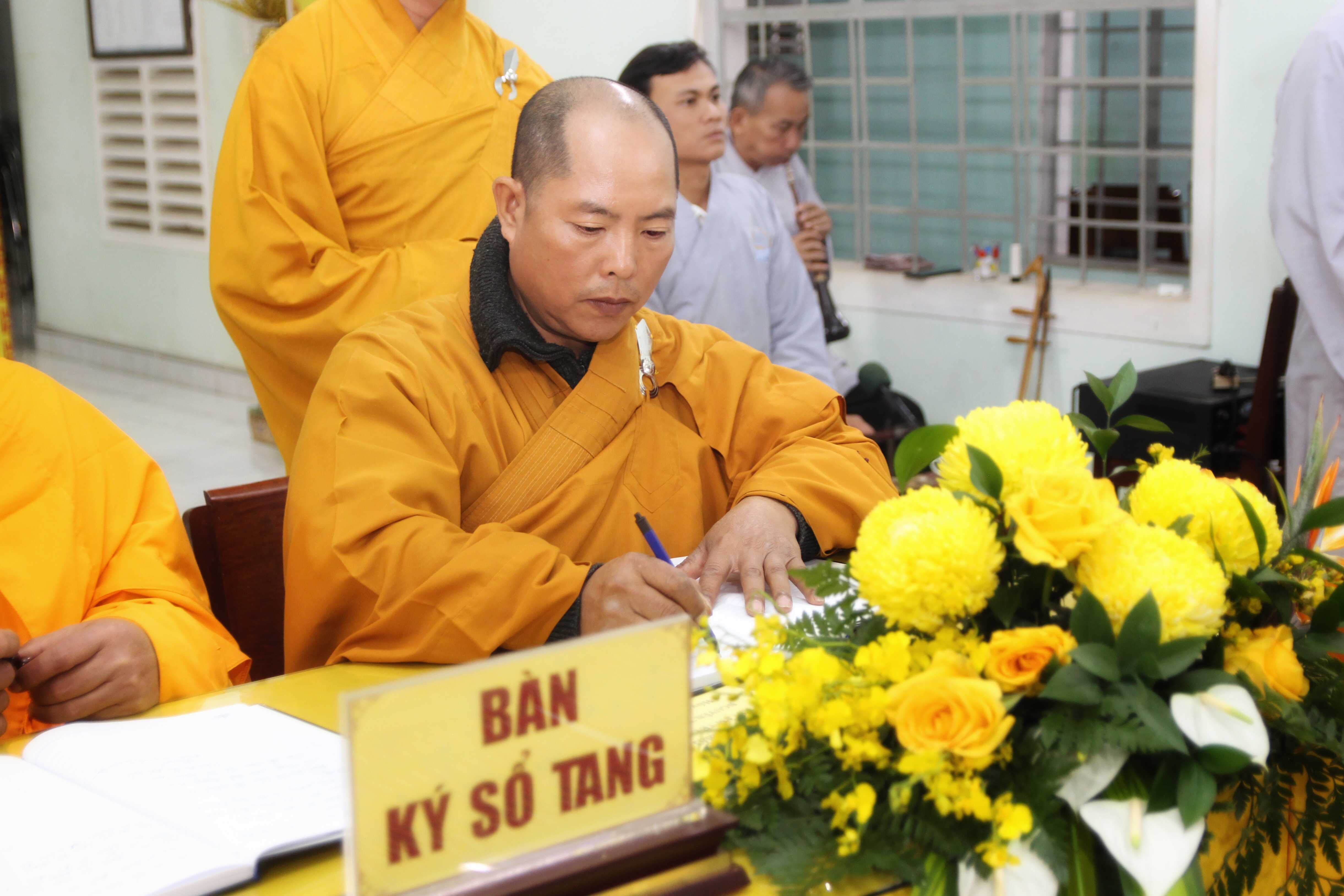 TIỂU SỬ HÒA THƯỢNG THÍCH MINH TUẤN (1959-2025)