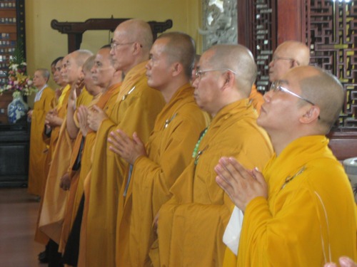 Chùm ảnh : Ban Hoằng pháp TW tưởng niệm cố HT. Thiện Hoa - HT. Thiện Hòa