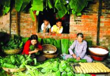 Hương vị ngày tết bánh tét