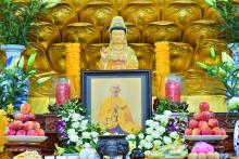 Tôn trí giác linh đài Hòa thượng Tổ sư