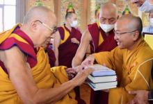 Đức Đạt La Lạt Ma viết lời giới thiệu sách "Chạm đến tim con" của thầy Nhật Từ