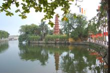 Tháp trong chùa Trấn Quốc - Hà Nội (Ảnh: flickr)