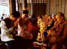 Ấn Độ: Lễ cưới theo truyền thống Phật Giáo tăng mạnh