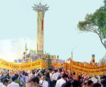 Treo Cờ Mừng Ngày Phật Đản Những Ước Mơ Đã Già Trong Hoài Niệm