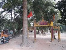 Tam quan chùa Long Thọ đơn sơ - Ảnh: Chân Như